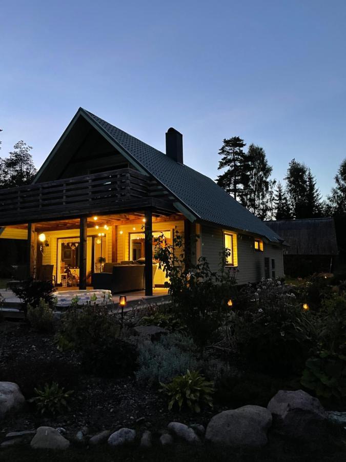 Kaeaenu Puhkemaja Rakvere Exterior foto
