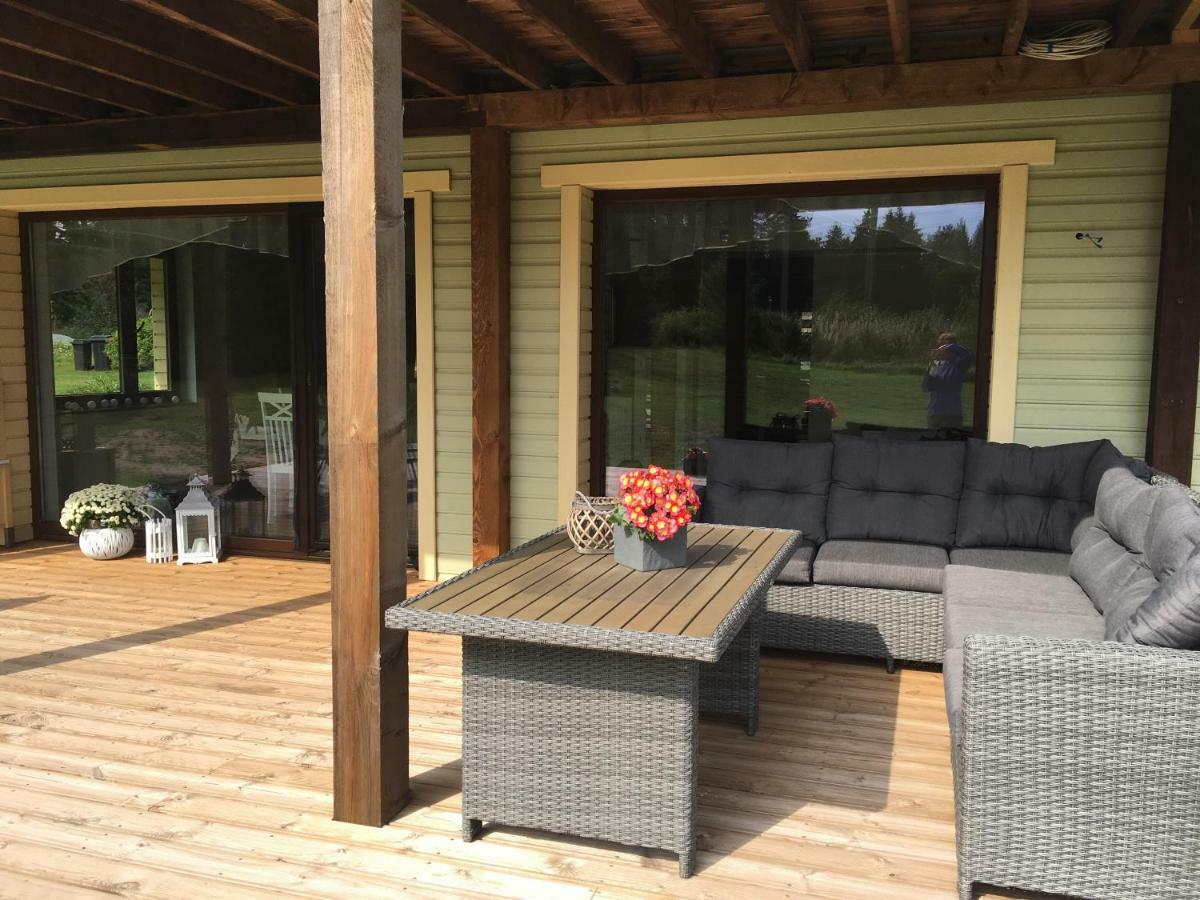 Kaeaenu Puhkemaja Rakvere Exterior foto
